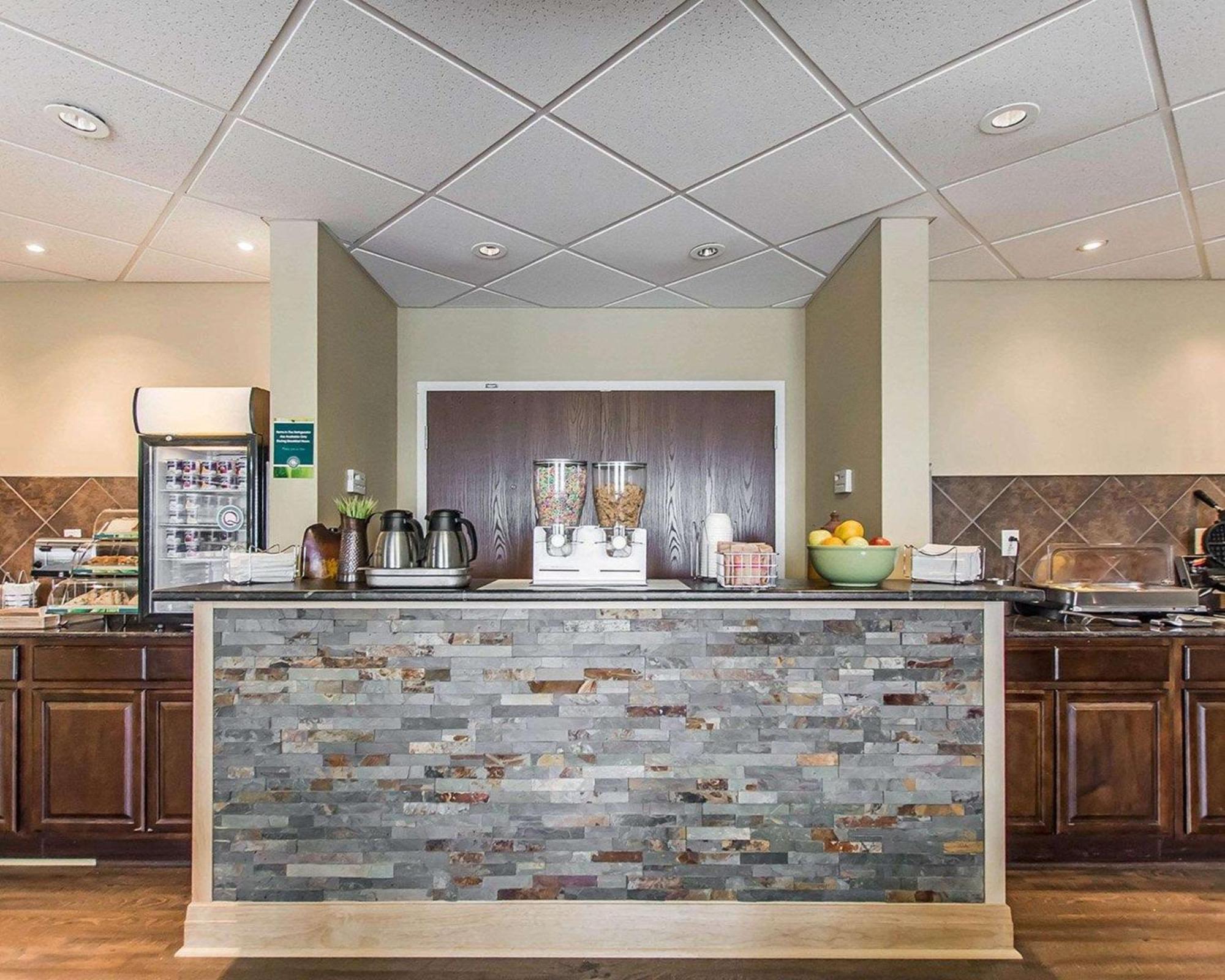 Quality Inn Moncton Luaran gambar