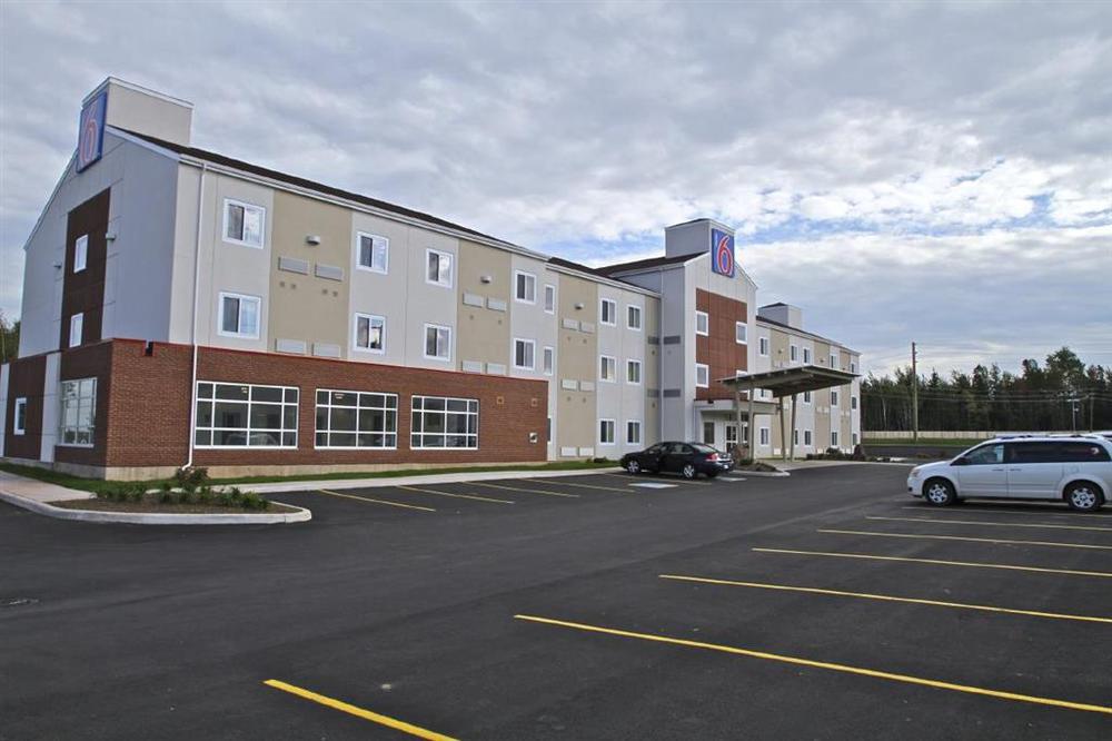 Quality Inn Moncton Servis gambar